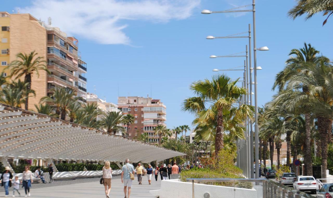 Casablanca Penthouse Apartment With Private Roof Terrace 70M2 Torrevieja Eksteriør billede